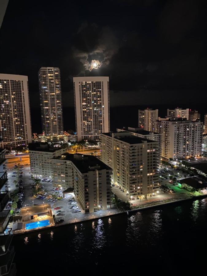 Studio 2Bed Beach Apmt With Amazing Views 30B Hallandale Beach Kültér fotó